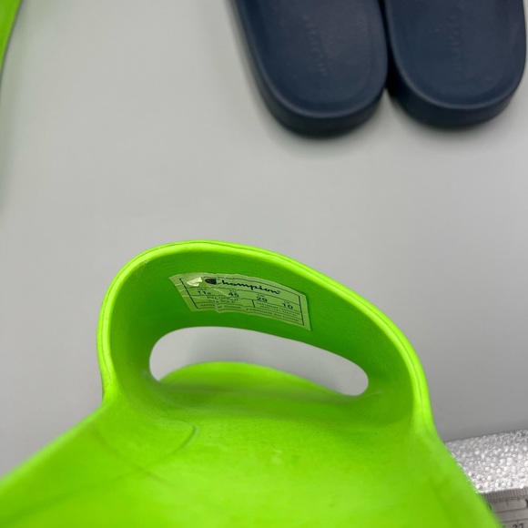 Men’s Champion & Tommy Hilfiger Sandals, Slides, Beach Flip Flops. - Picture 8 of 10